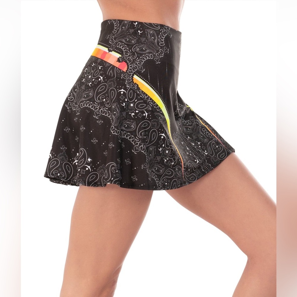 Lucky in Love Bandana Paisley Black White Neon A Line Flounce Tennis Skort XL 14 - Picture 2 of 10
